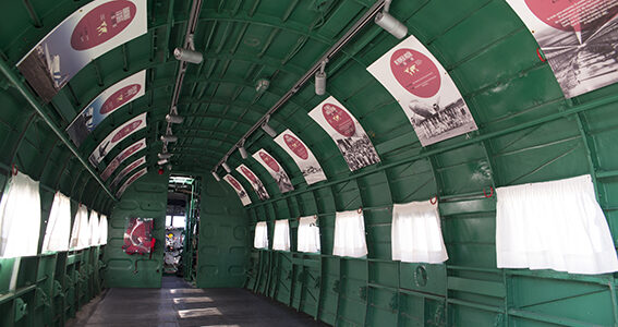 Interior de avión Dc3 de 1945